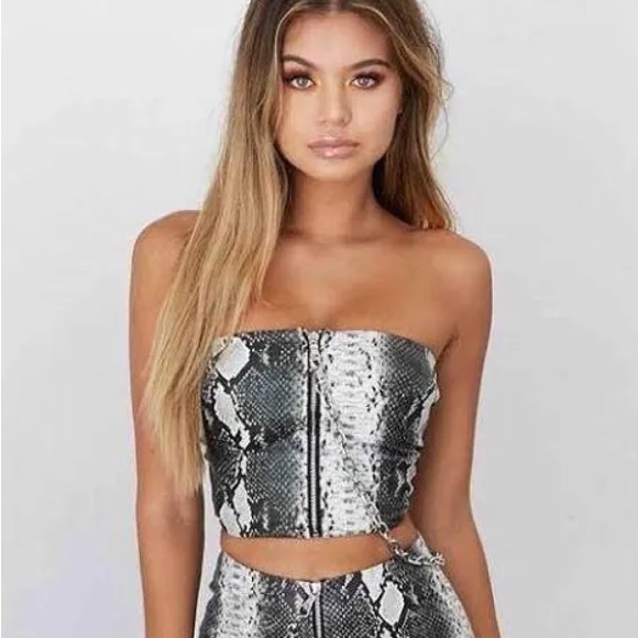 I.AM.GIA Tops - I.AM.GIA | Kelsey bandeau in grey snakeskin